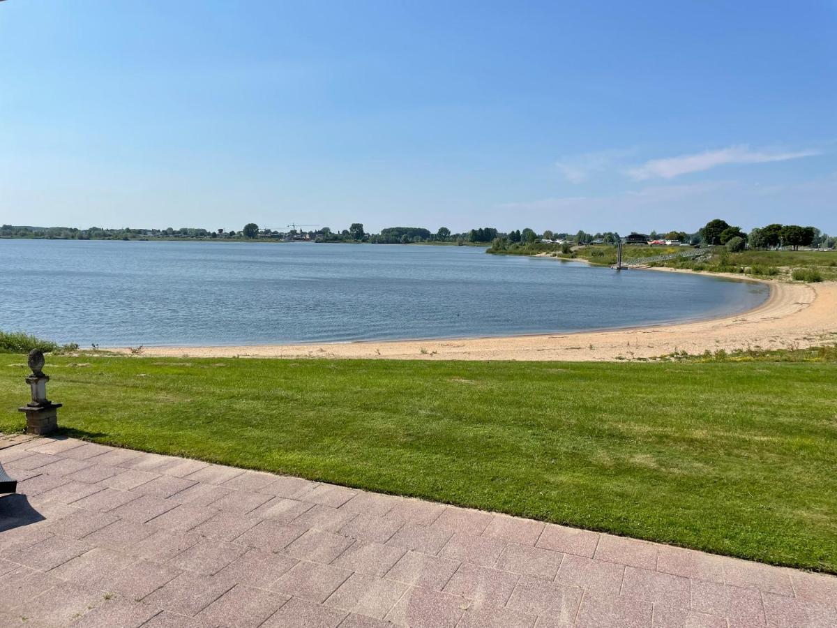 Luxe Chalet Direct Aan Het Water Met Strand Lith Экстерьер фото