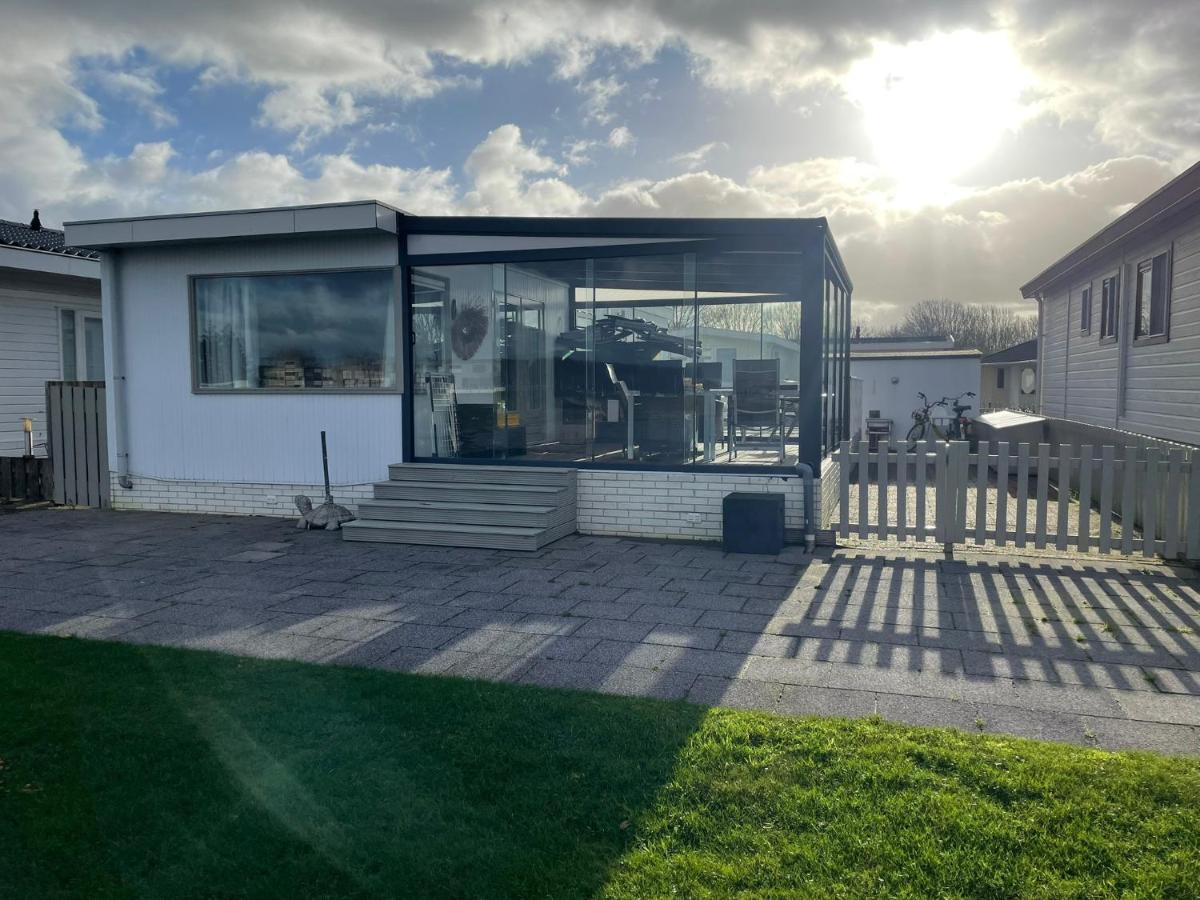 Luxe Chalet Direct Aan Het Water Met Strand Lith Экстерьер фото